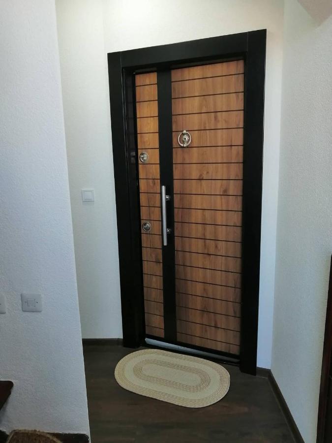 B&B Apartments Ohrid Esterno foto